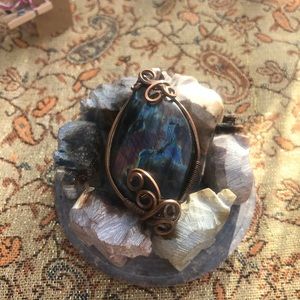 LABRADORITE COPPER WIRE WRAPPED PENDANT
